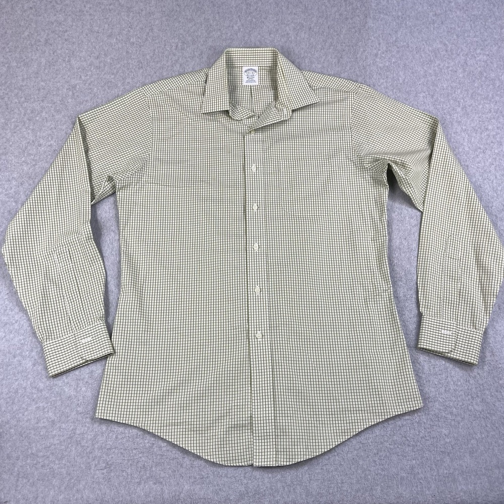 Brooks Brothers Classic Non Iron Dress Shirt Mens 15.5 35 Red Green Check Regent